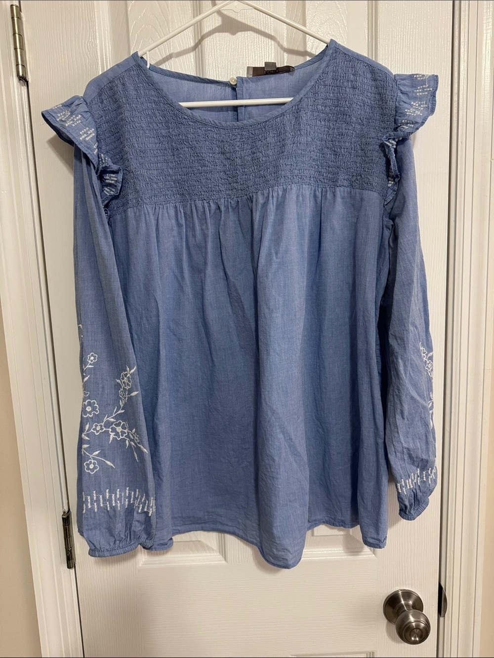 Loft Plus 18 Smocked Embroidered Blue Long Sleeve top 100% cotton